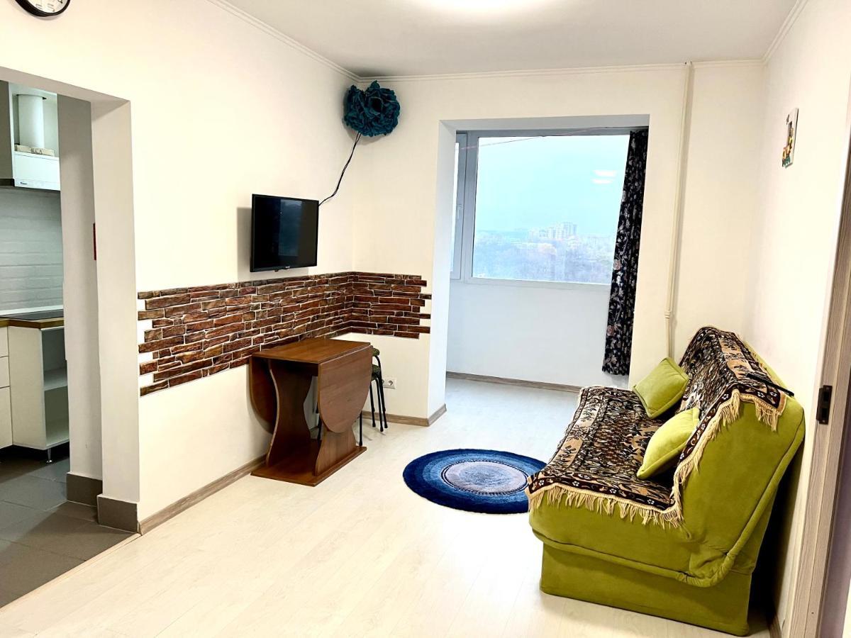 Fantastic View On Chisinau Center - Super Fast Wifi - Two Botanical Gardens - 2Br Apartment Exterior photo